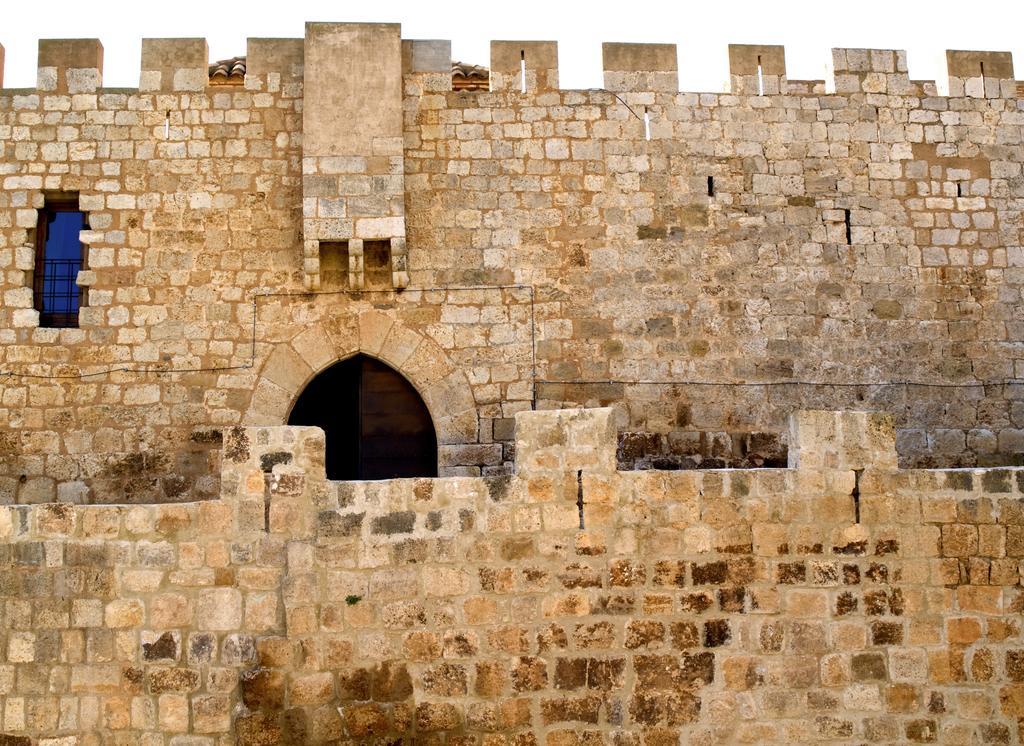 Castillo De Grisel Exteriör bild